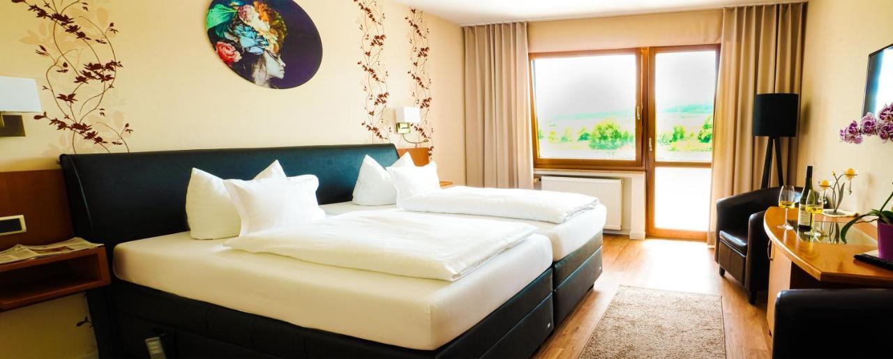 Hotel Zehnthof Ürzig Extérieur photo