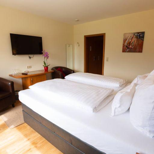 Hotel Zehnthof Ürzig Extérieur photo