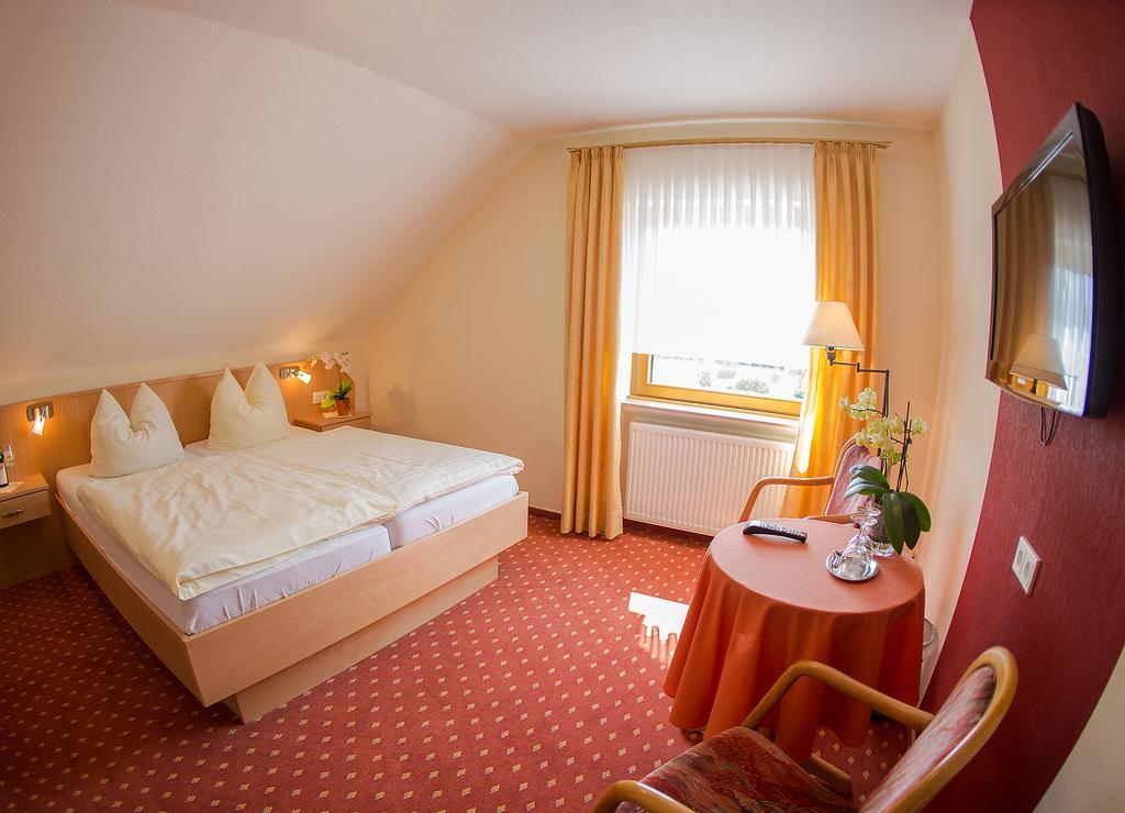 Hotel Zehnthof Ürzig Extérieur photo