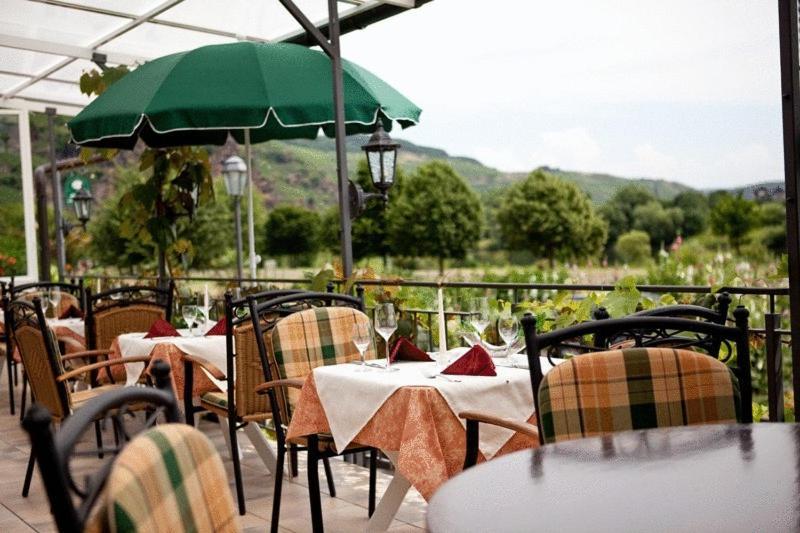 Hotel Zehnthof Ürzig Extérieur photo